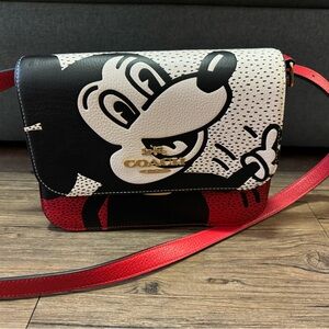 Coach Disney Mickey Mouse X Keith Haring crossbody EUC